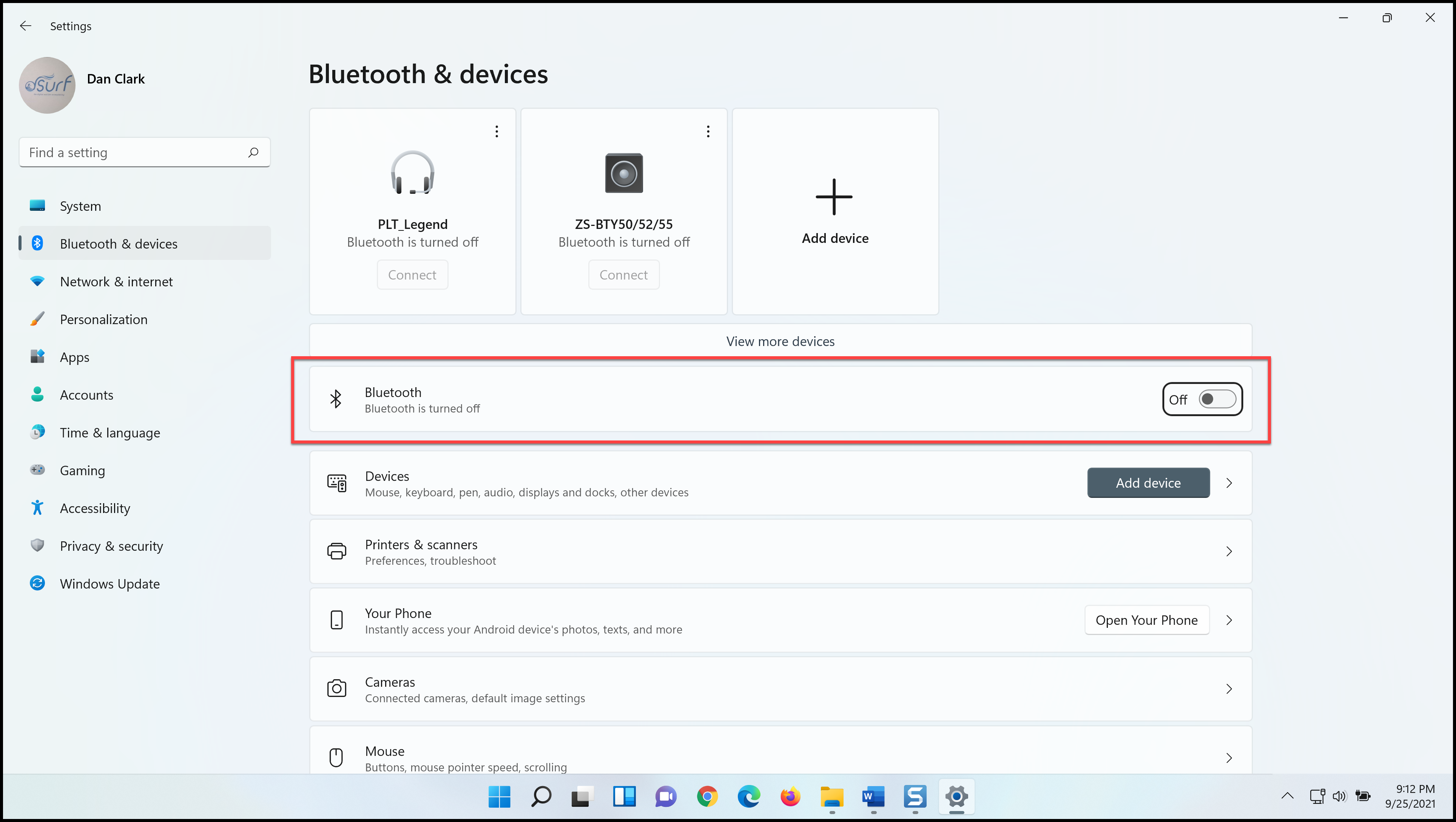 The Bluetooth on/off button in the Windows 11 Settings app.